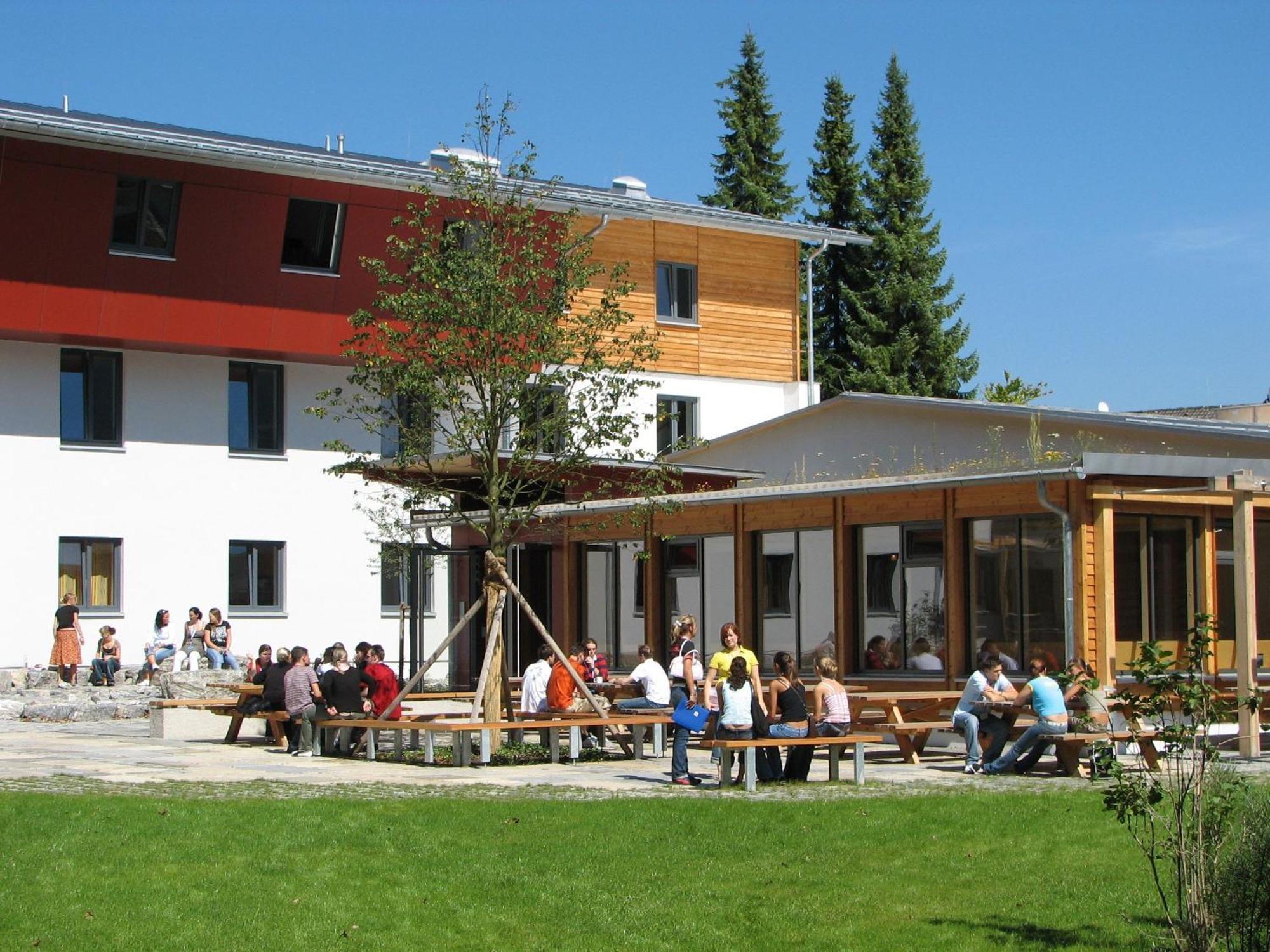 Jugendherberge Garmisch-Partenkirchen - Membership Required! Extérieur photo