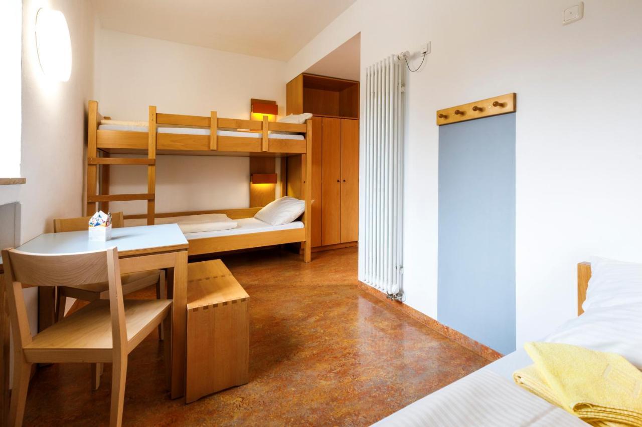 Jugendherberge Garmisch-Partenkirchen - Membership Required! Extérieur photo